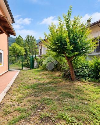 2 LOCALI A TERNI