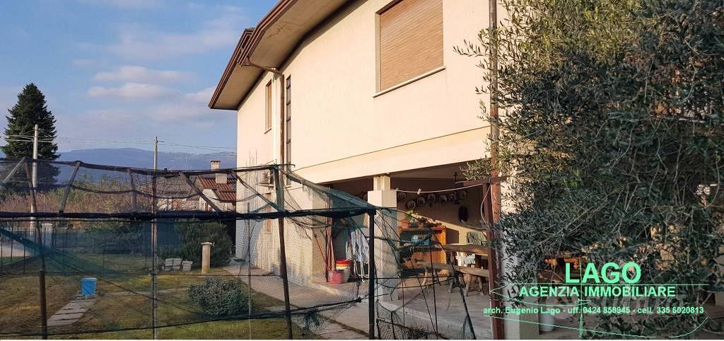 Villa di 294 m² con più di 5 locali e box auto dop - Vista 5