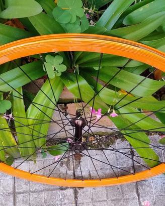 ruota anteriore 28 bici da corsa