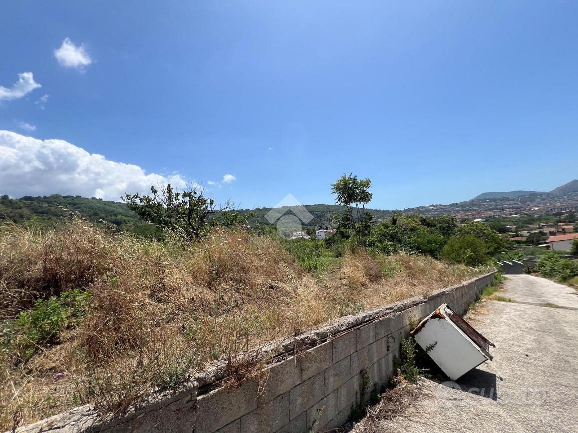 TER. AGRICOLO A MARANO DI NAPOLI - Vista 2
