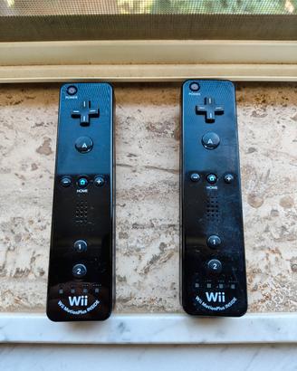 Lotto 2 WiiMote con Motion Plus 