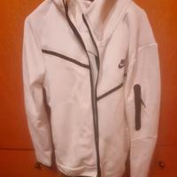Tute nike tech
