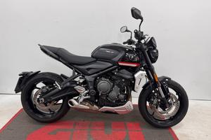 Triumph Trident 660 MOTO PARI AL NUOVO