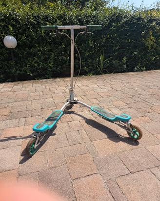 Carver scooter