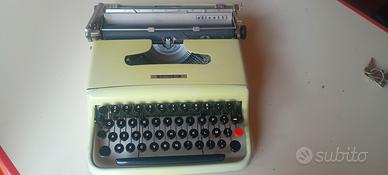 macchina da scrivere Olivetti lettera 22