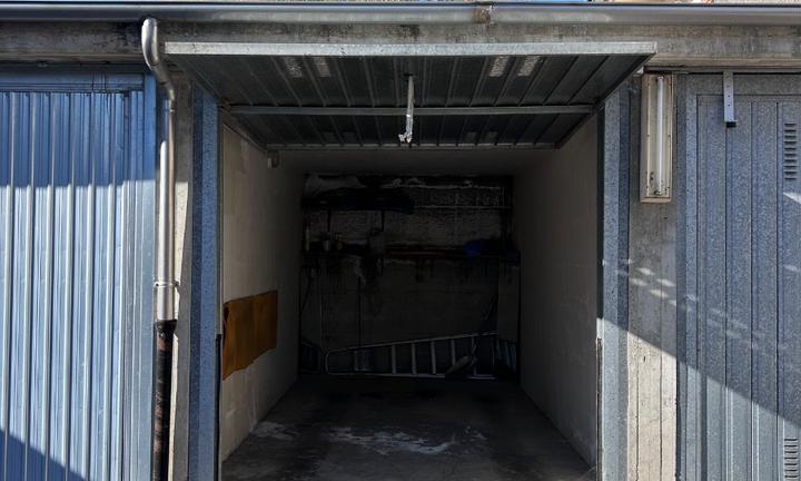 Vendita box auto via Fratelli Rosselli 13