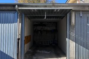 Vendita box auto via Fratelli Rosselli 13