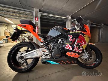 Ktm rc8