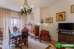 AMPIO TRILOCALE CON BOX IN CENTRO A MAGENTA!