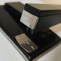 Cucitrice Zenith 502