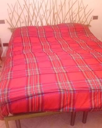 Letto matrimoniale in ferro battuto