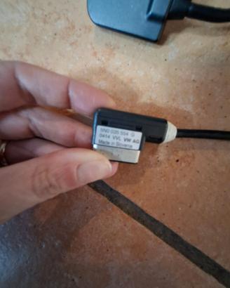 Cavo mdi originale vw  iphone