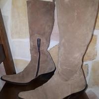 Stivali camperos vero camoscio mis.39