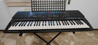 Yamaha PSR-500 61 tasti, perfettamente . Bergamo 