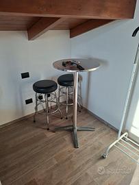 Tavolino da bar + sgabello
