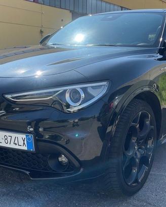Alfa Romeo Stelvio 2.2 Turbodiesel 210 CV AT8 Q4 V