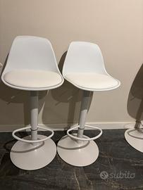 Set da 4 sgabelli bianchi