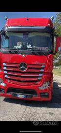 Mercedes Actros MP4