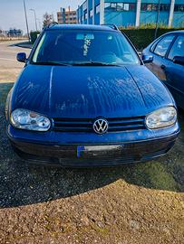 VW Golf 1.6 Bezina