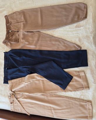 set di 3 pantaloni blu, beige, camello