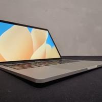 MacBook Pro (13 pollici, 2018, 4 porte Thunderbolt