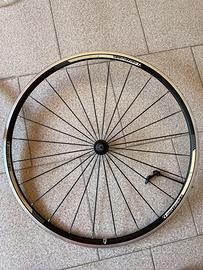 2 cerchi Bontrager per bici da corsa