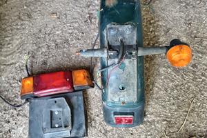 stop Peugeot 50 cc parafango posteriore cagiva