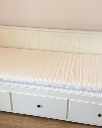 Letto con 2 materassi inclusi