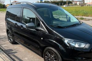 Ford tourneo courier