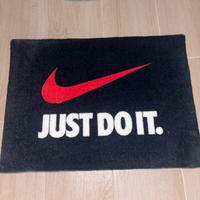 Tappeto Nike nuovo