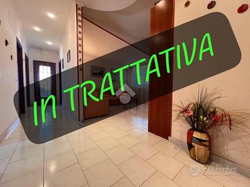 3 LOCALI A CASALNUOVO DI NAPOLI