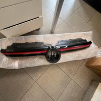 Griglia led anterio golf 8