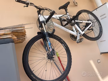 Mountain bike usata marca Santa Cruz