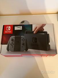 Nintendo Switch V1 XAJ completa+2 giochi+ custodia