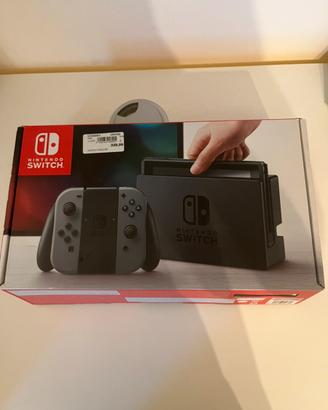Nintendo Switch V1 XAJ completa+2 giochi+ custodia