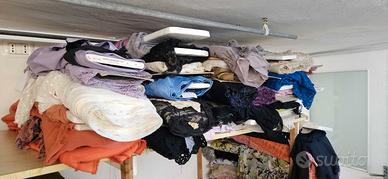 Tessuti assortiti in stock (tirelle e rotoli)