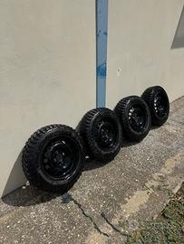 4 cerchi e gomme