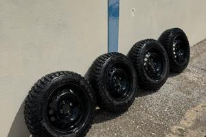 Cerchi e gomme tassellate 165/70/14