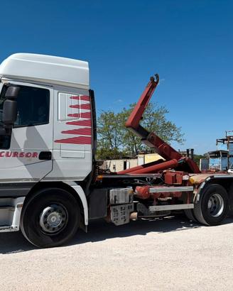 Camion Iveco EuroStar 430 Cursor Scarr