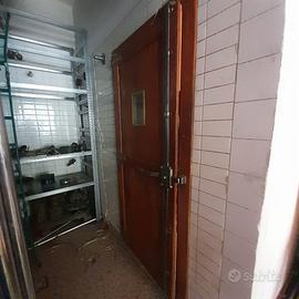 PORTA PER CELLA FRIGORIFERA  ANNI 50 COMPLETA
