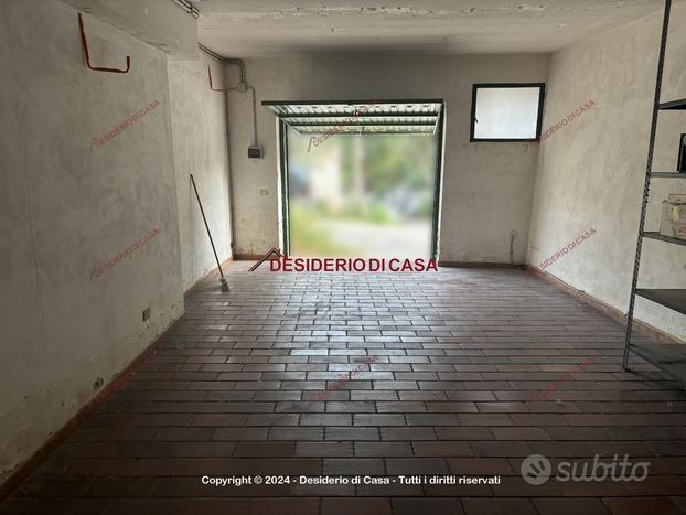 Garage, Mondello - Castelforte, Palermo.