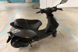 ZIP 50 4T S