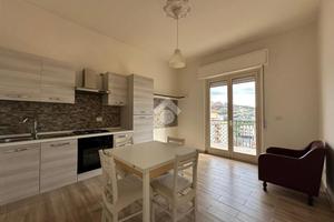 2 LOCALI A REGGIO DI CALABRIA