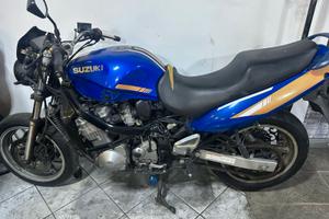 Suzuki GSX 600 F