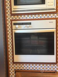 Forno ventilato della Miele