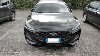 Ford focus station ST LINE X ibrida