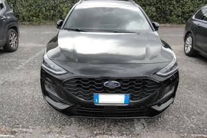 Ford focus station ST LINE X ibrida