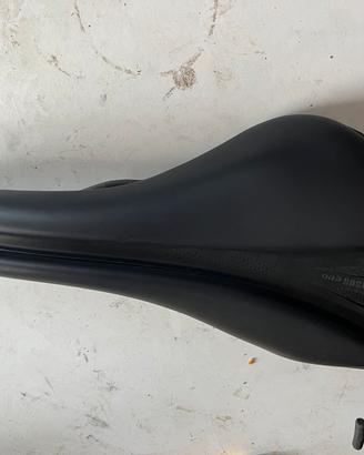 Sella fizik aliante r1