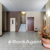 GRAVINA DI CATANIA -VIA SIMILI 4 VANI + TERRAZZA