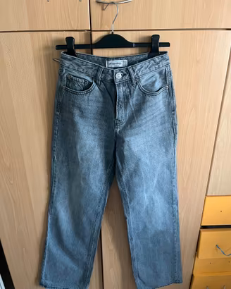 Jeans donna grigio Stradivarius